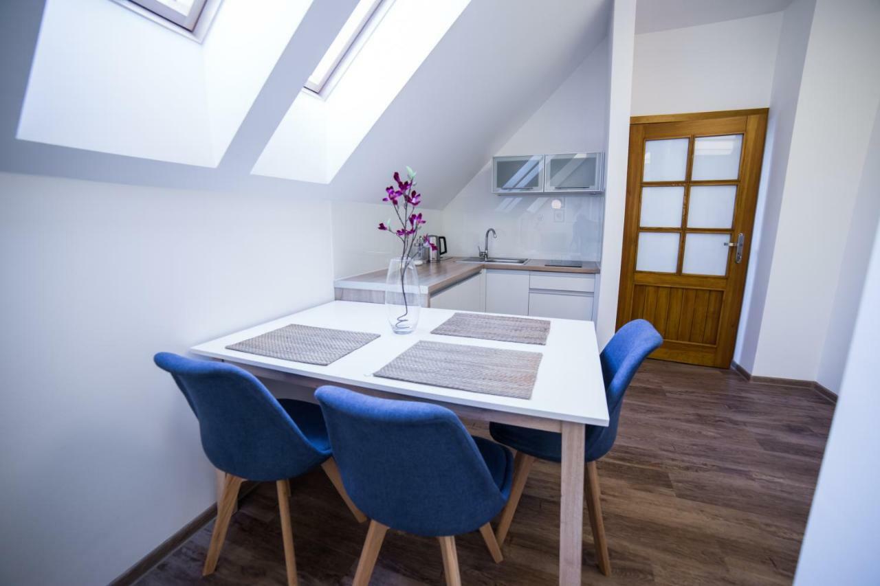 Apartament Miejski วีสวา ภายนอก รูปภาพ